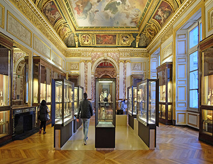 Archives and Museum Humidity Control